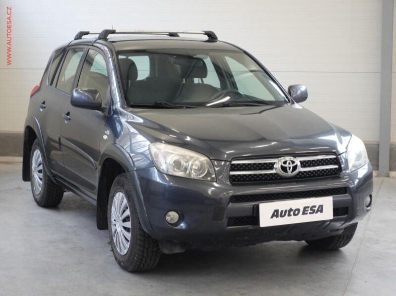 Toyota RAV 4 - hlavní fotka inzerátu