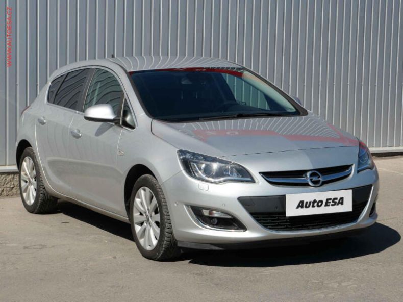 Opel Astra - hlavní fotka inzerátu