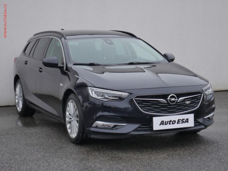 Opel Insignia - hlavní foto