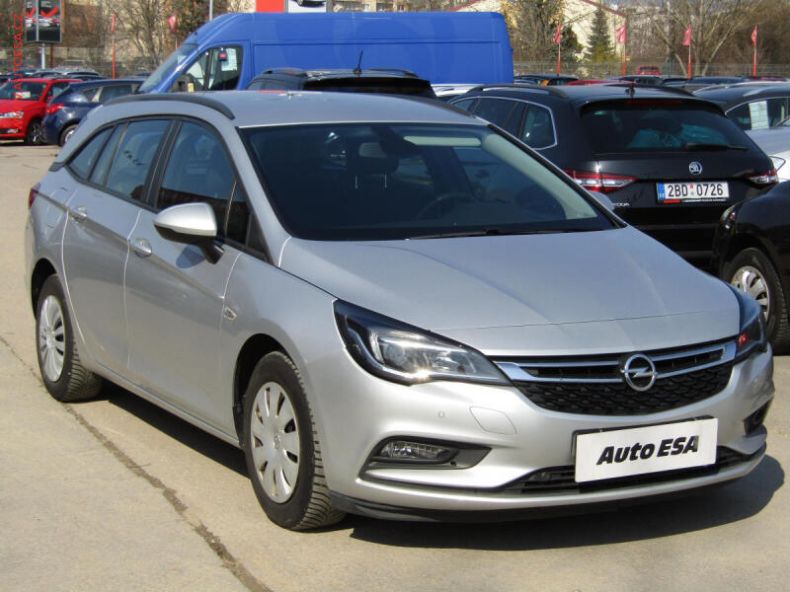 Opel Astra - hlavní fotka inzerátu