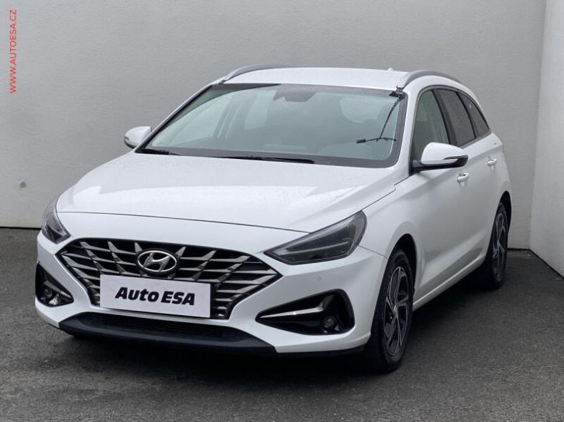 Hyundai i30 - hlavní fotka
