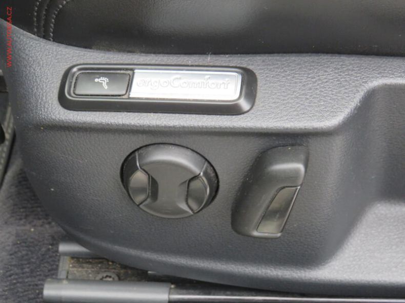 Volkswagen Passat - hlavní fotka