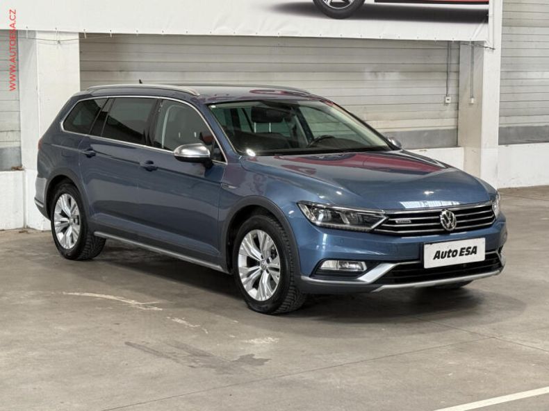 Volkswagen Passat - hlavní foto