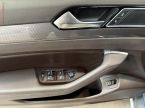 Volkswagen Passat - fotka číslo 14