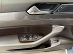 Volkswagen Passat - fotka číslo 14