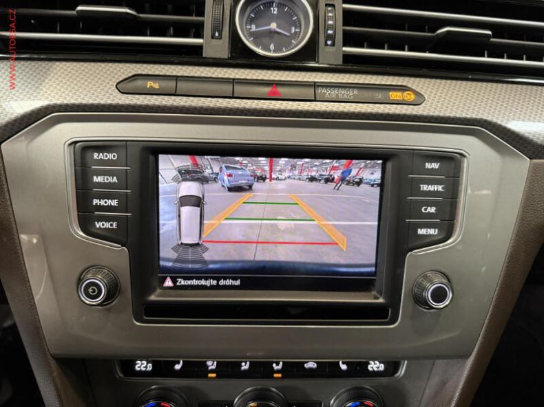 Volkswagen Passat - hlavní fotka