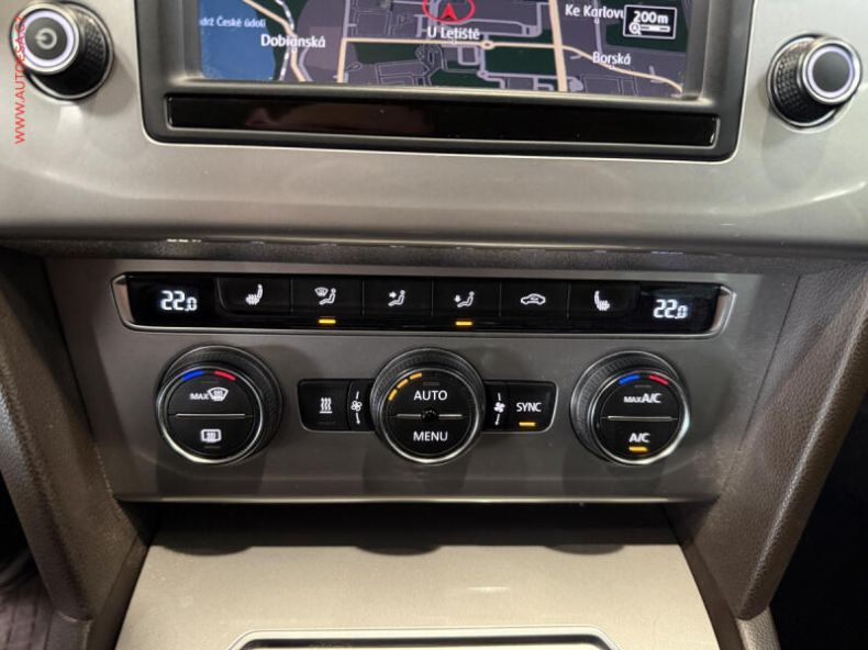 Volkswagen Passat - hlavní fotka