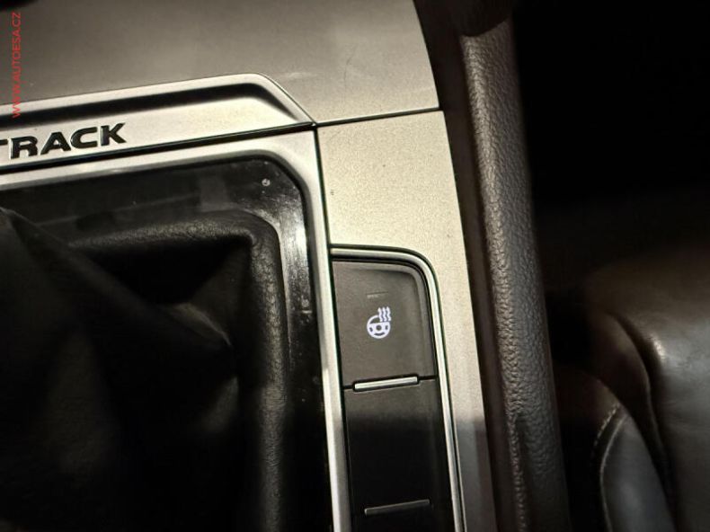 Volkswagen Passat - hlavní fotka