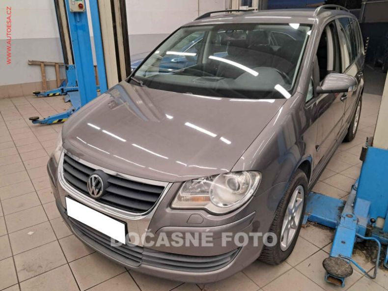 Volkswagen Touran - hlavní fotka inzerátu