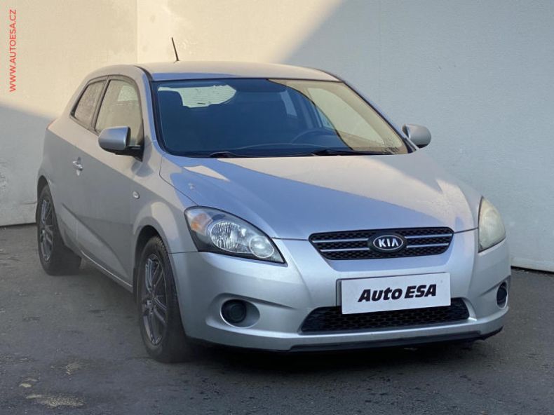 Kia Cee'd - hlavní foto