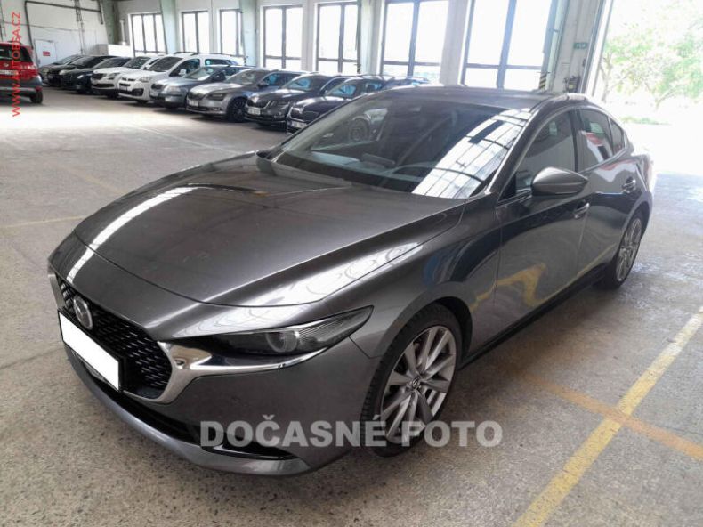 Mazda 3 - hlavní foto
