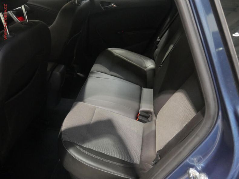 Opel Astra - hlavní fotka