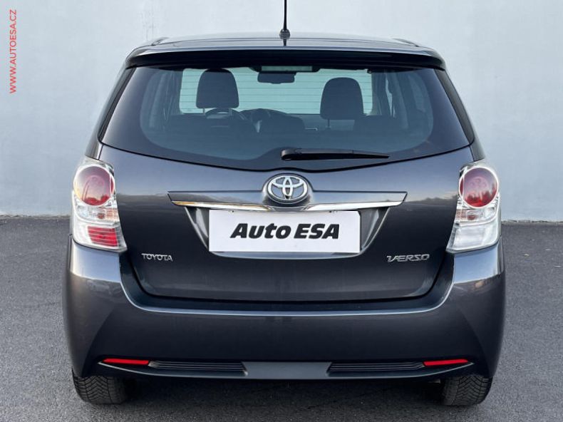 Toyota Verso - hlavní fotka