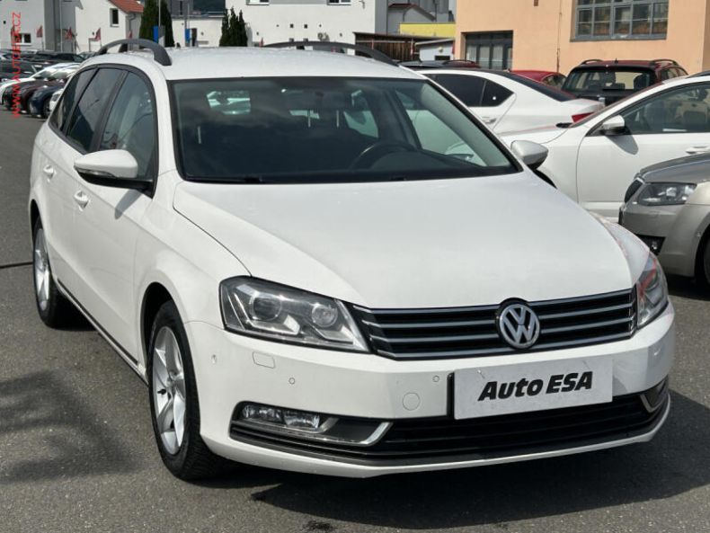 Volkswagen Passat - hlavní fotka inzerátu