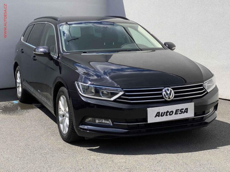 Volkswagen Passat - hlavní fotka inzerátu