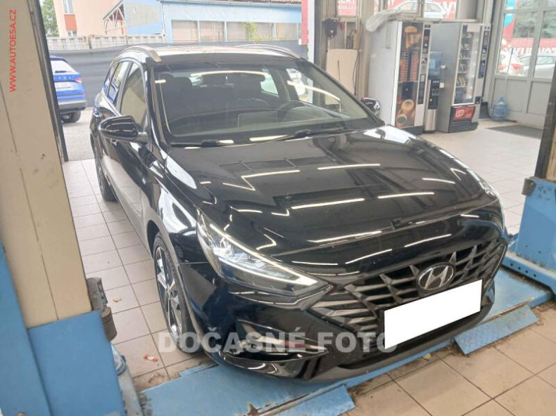 Hyundai i30 - hlavní foto