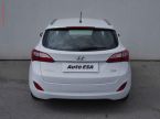 Hyundai i30 - fotka číslo 4