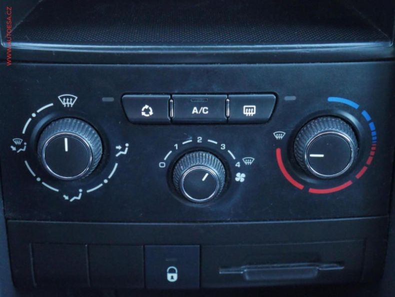 Peugeot 207 - hlavní fotka