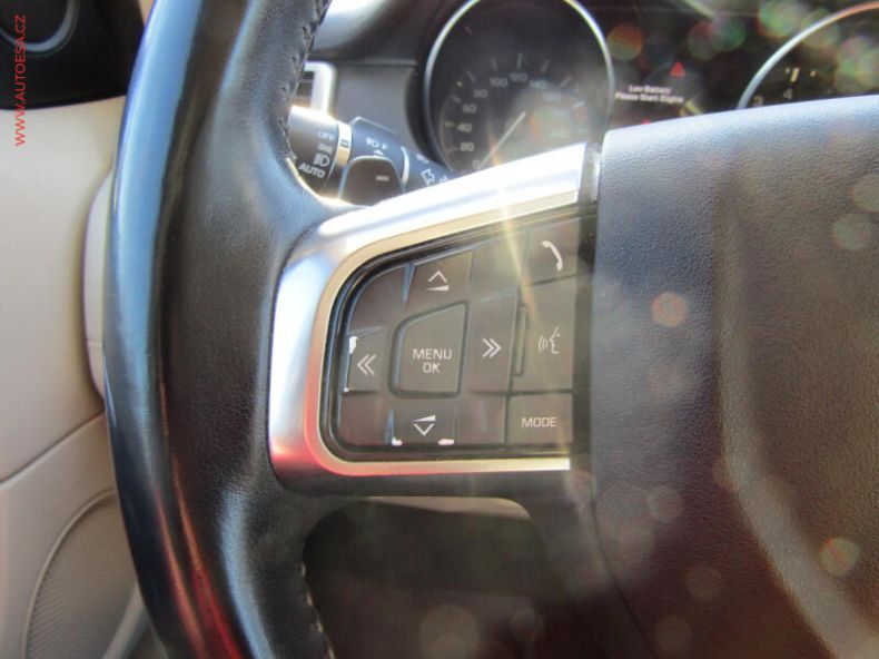 Land Rover Discovery - hlavní fotka