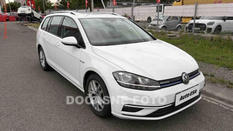 Volkswagen Golf - hlavní fotka inzerátu