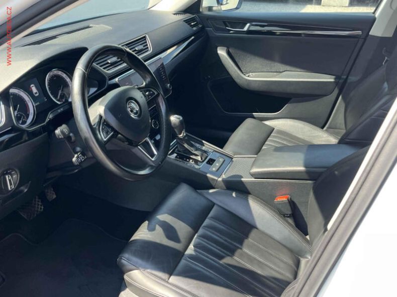 Škoda Superb - hlavní fotka