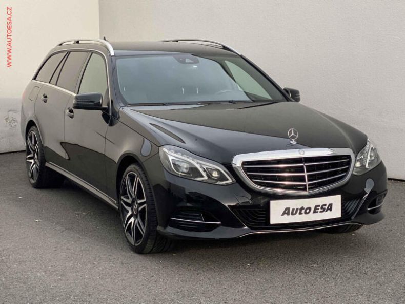 Mercedes Třída E - hlavní fotka inzerátu