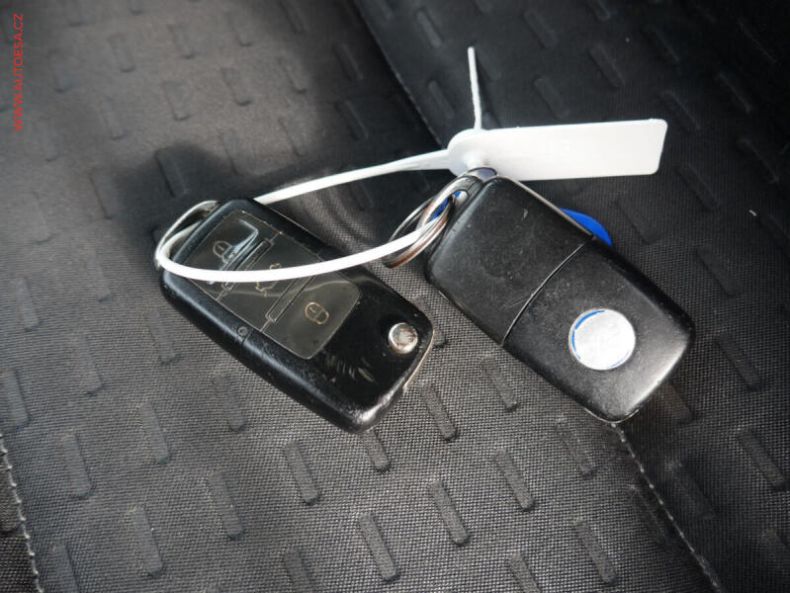 Volkswagen Touran - hlavní fotka