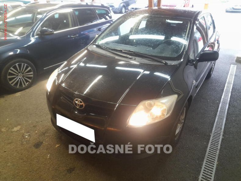 Toyota Auris - hlavní fotka inzerátu