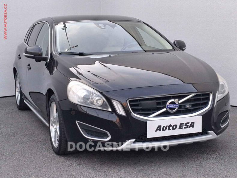 Volvo V60 - hlavní fotka inzerátu
