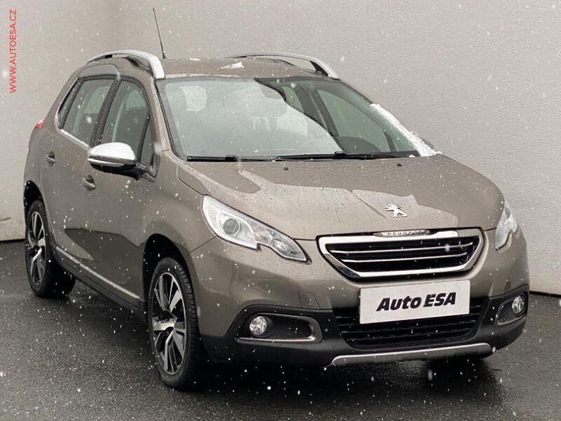 Peugeot 2008 - hlavní foto