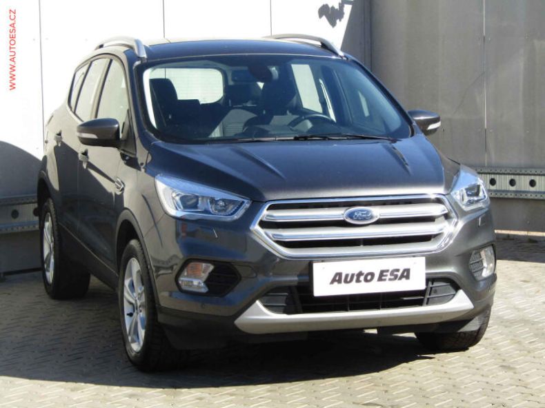 Ford Kuga - hlavní foto