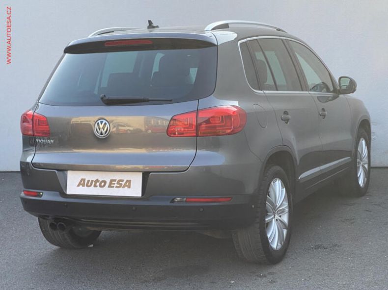 Volkswagen Tiguan - hlavní fotka