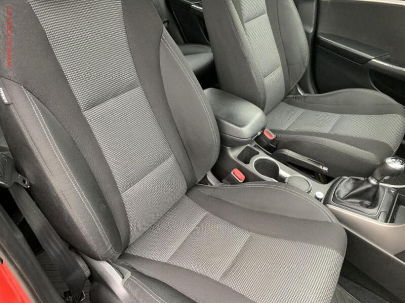 Hyundai i30 - hlavní fotka