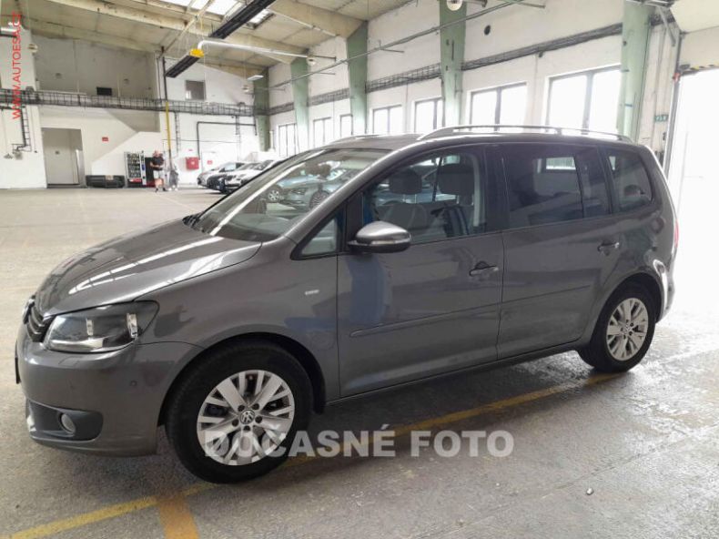 Volkswagen Touran - hlavní fotka inzerátu