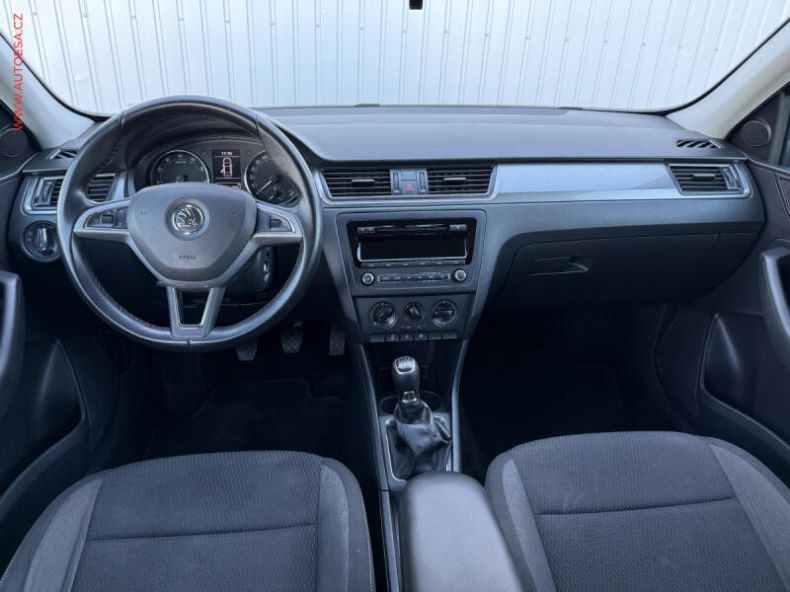 Škoda Rapid - hlavní fotka