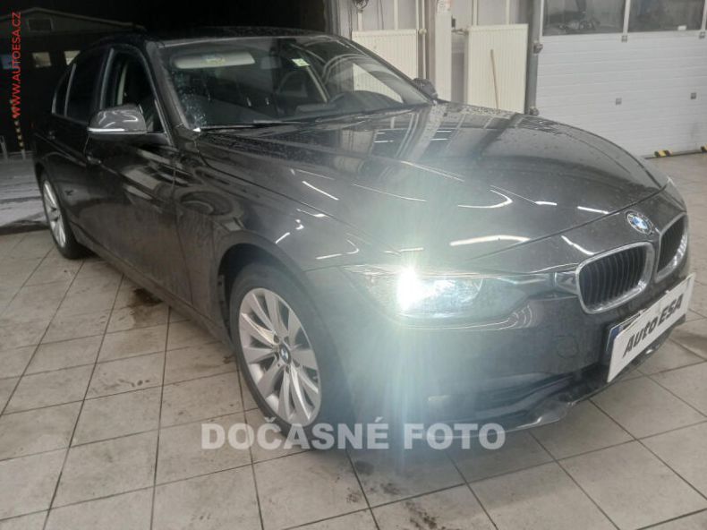 BMW Řada 3 - hlavní foto