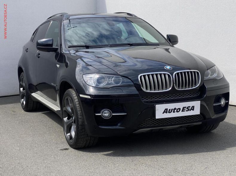 BMW X6 - hlavní foto
