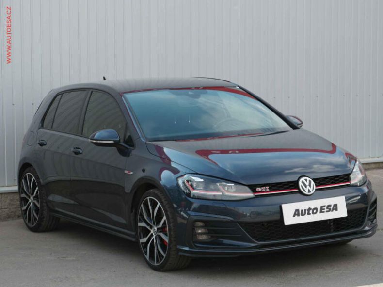 Volkswagen Golf - hlavní fotka inzerátu