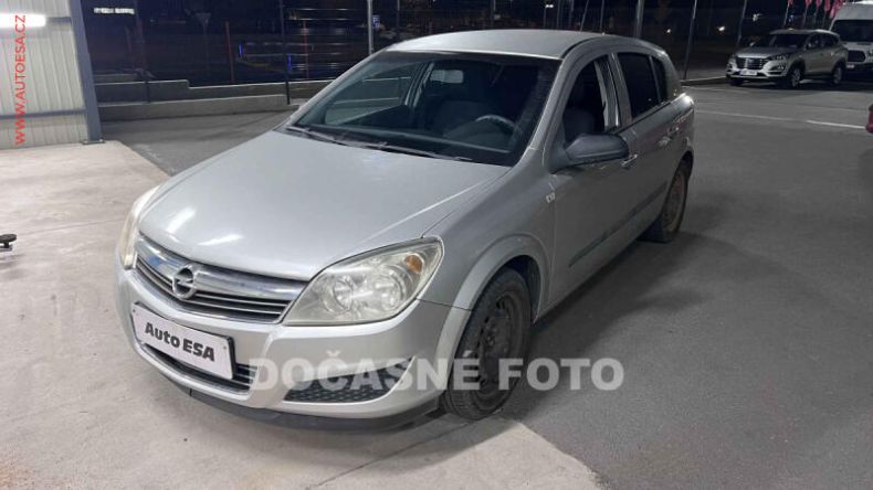Opel Astra - hlavní fotka inzerátu