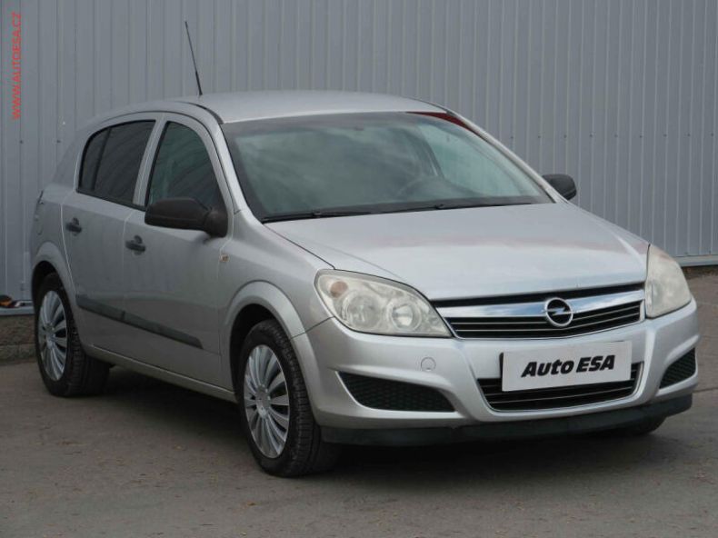 Opel Astra - hlavní fotka inzerátu