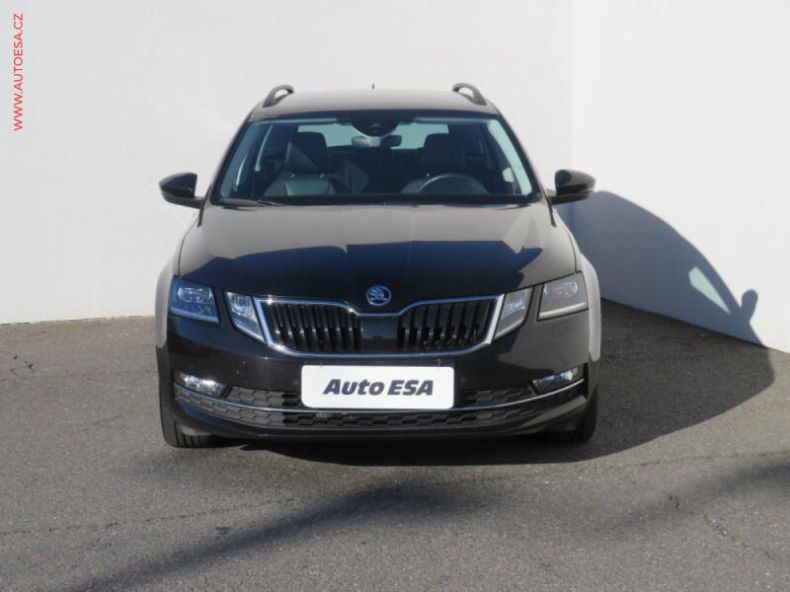 Škoda Octavia - hlavní fotka