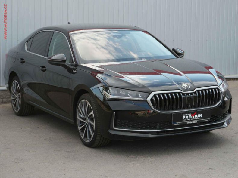 Škoda Superb - hlavní fotka