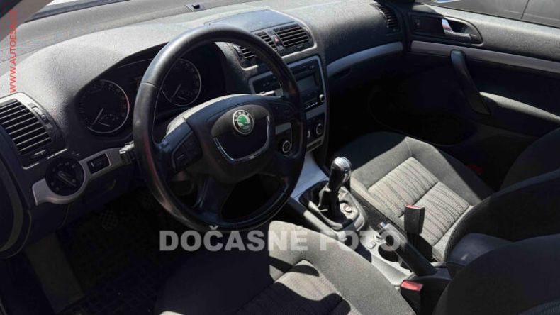 Škoda Octavia - hlavní fotka