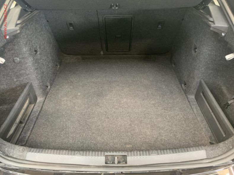 Škoda Octavia - hlavní fotka