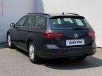 Volkswagen Passat - fotka číslo 5