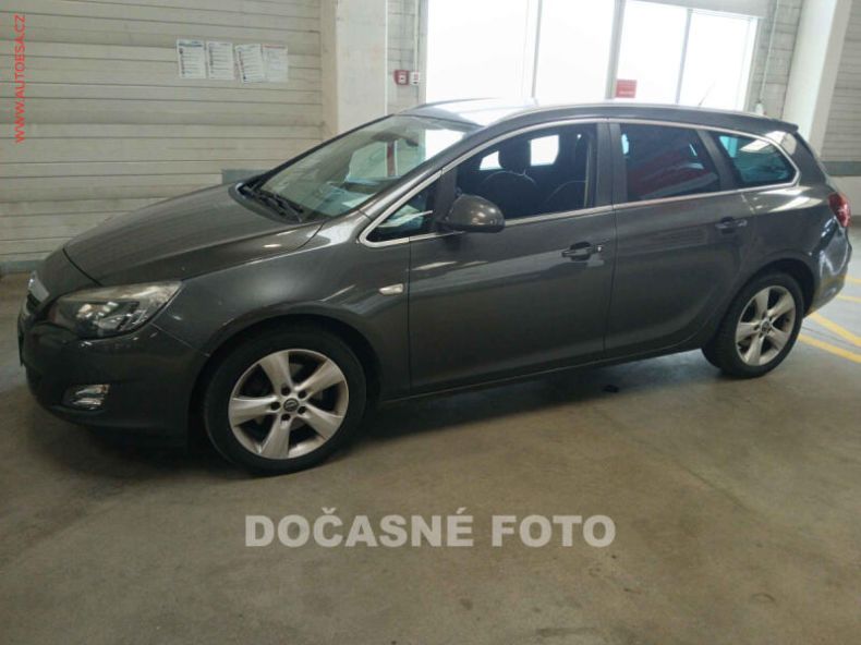 Opel Astra - hlavní fotka inzerátu