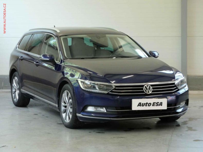 Volkswagen Passat - hlavní foto