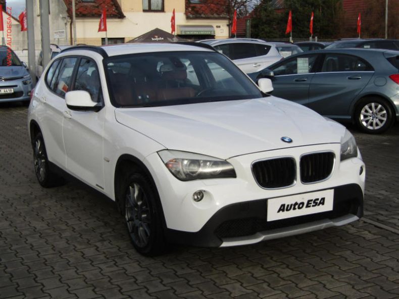 BMW X1 - hlavní foto
