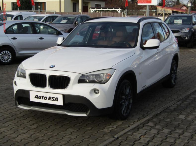 BMW X1 - hlavní fotka