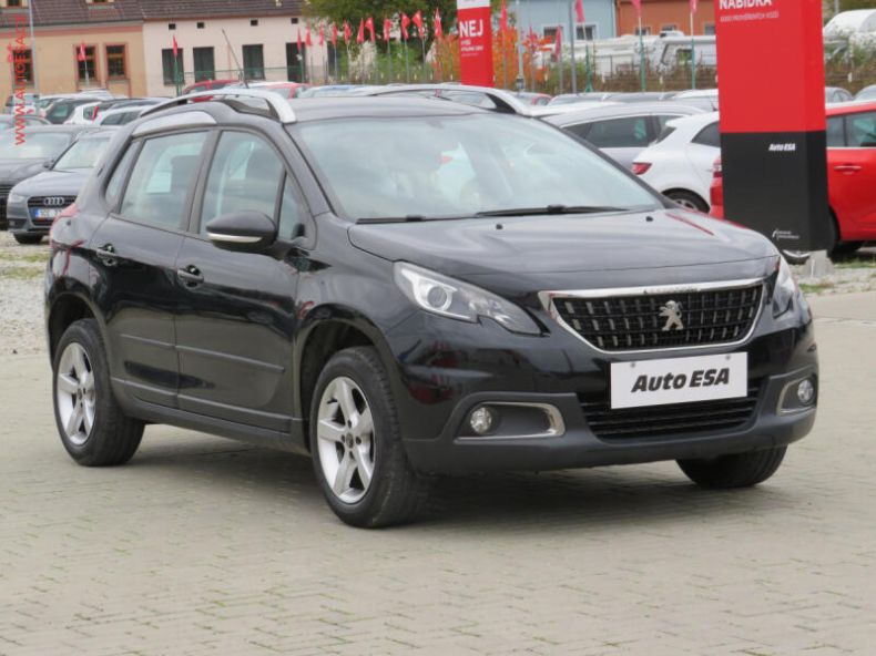 Peugeot 2008 - hlavní foto